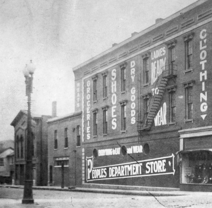 Photo of the Peoples Department Store from 1917. It shows the Old Dohany Opera House to the extreme left when it was used as a warehouse to store goods for Peoples.