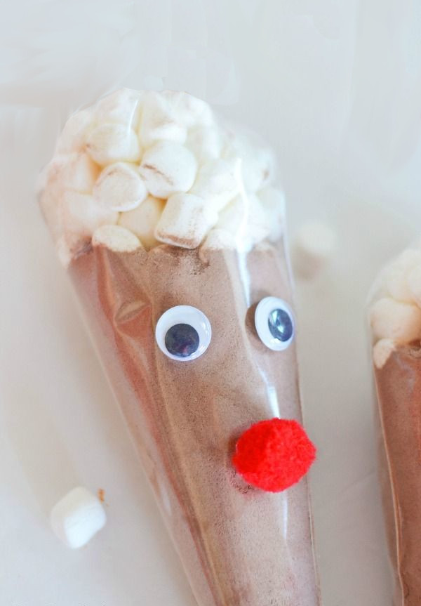 Photo of cone of cocoa with reindeer face