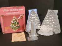 3D Candlelit Christmas tree cake pan